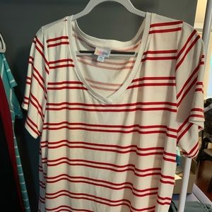 Lularoe Christy tee